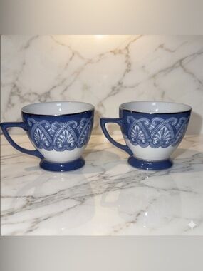 Bombay Co Set 2 Arabesque Tile Tea Cups Blue White Silver Trim Chinoiserie